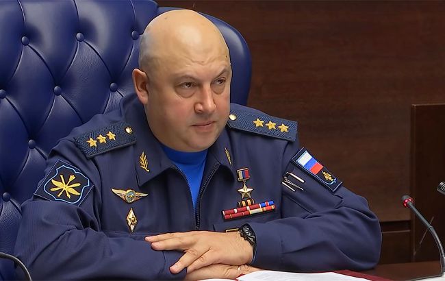 Російського генерала Суровікіна затримали після заколоту "вагнерівців", - FT